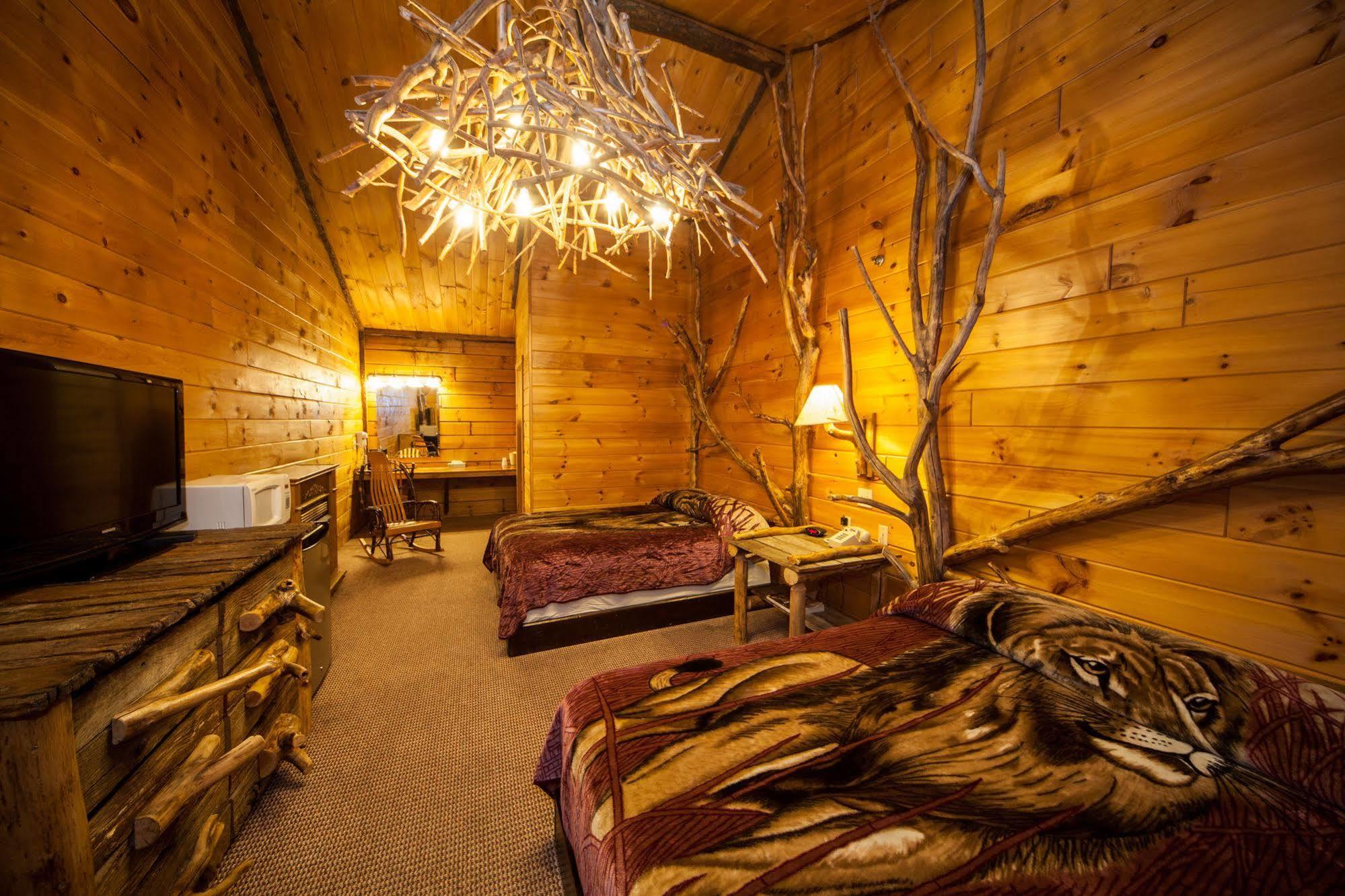 Log Cabin Lodge & Suites Jones Mills Kültér fotó